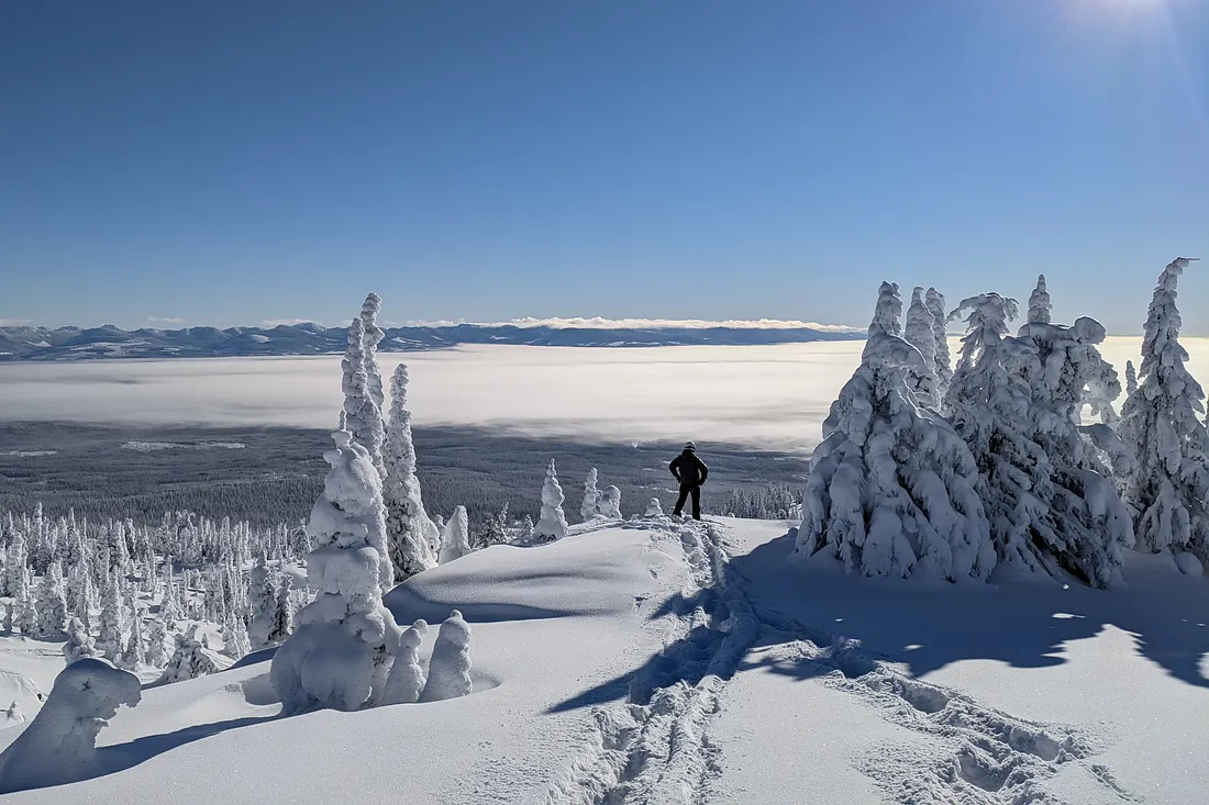 Arc'teryx Rush ski jacket is perfect for big mountain adventures and  it'll double up for day-to-day wear too